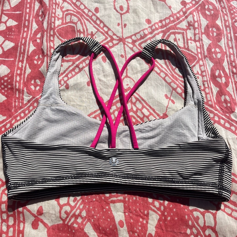 Lululemon Sports Bra - Picture 2 of 7